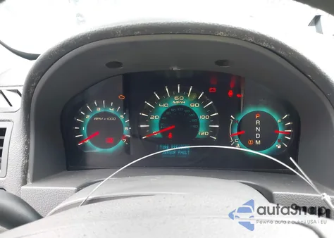 2010 Ford Fusion Se z USA, uszkodzony, nr VIN 3FAHP0HG2AR120955